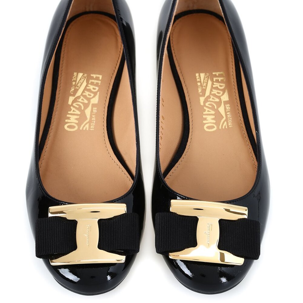 Selvatore Ferragamo Ninna Flats Black